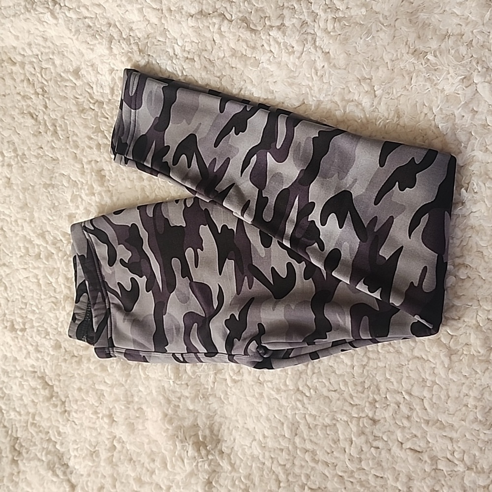 FLEECE CAMO LEGGING